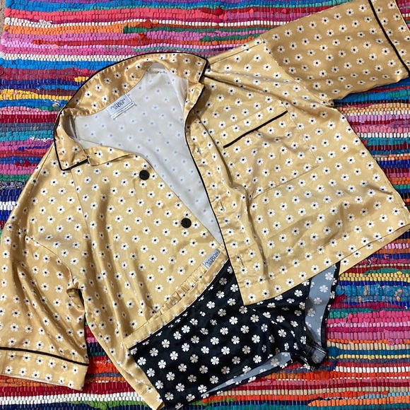 Urban Outfitters Other - OutFromUnder x UO Vintage 2000 ©️ 🌻 ‘Satin’ PJ Lounge Coord Set NWOTs